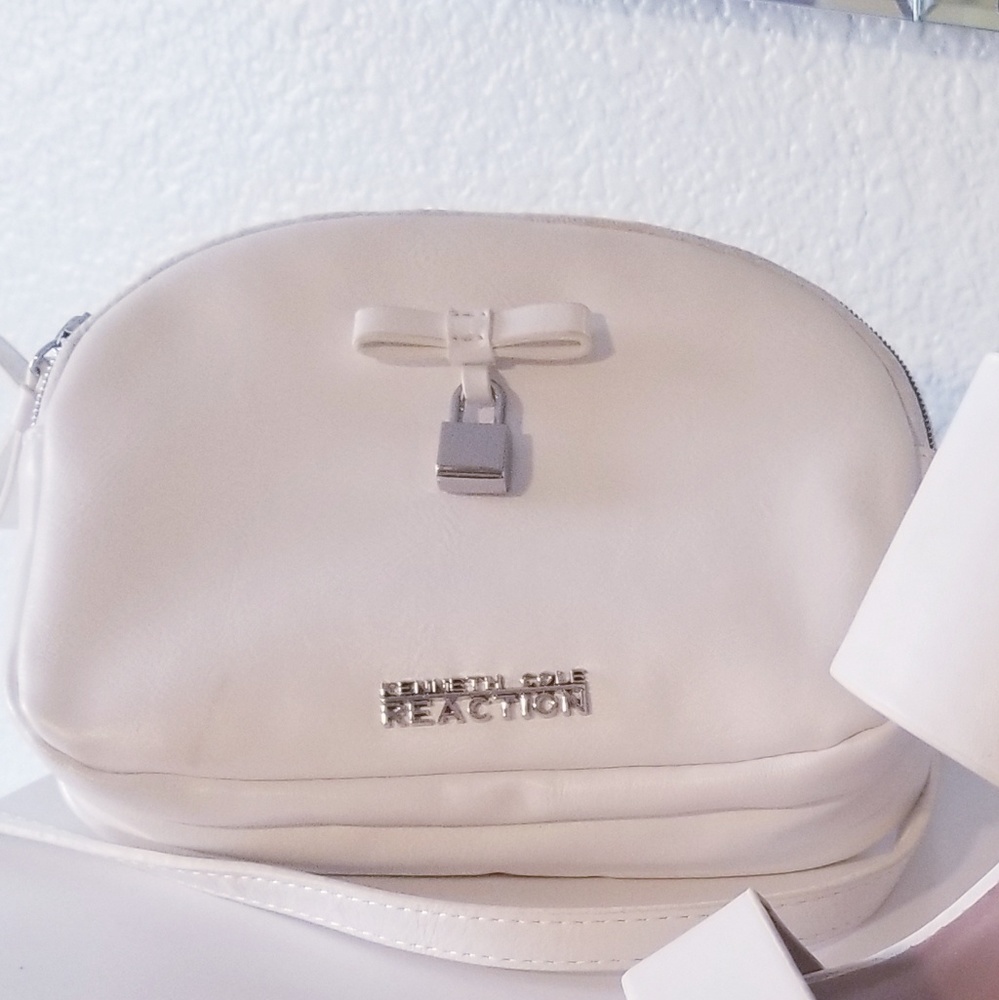 Kenneth Cole Reaction white Leather Crossbody Bag